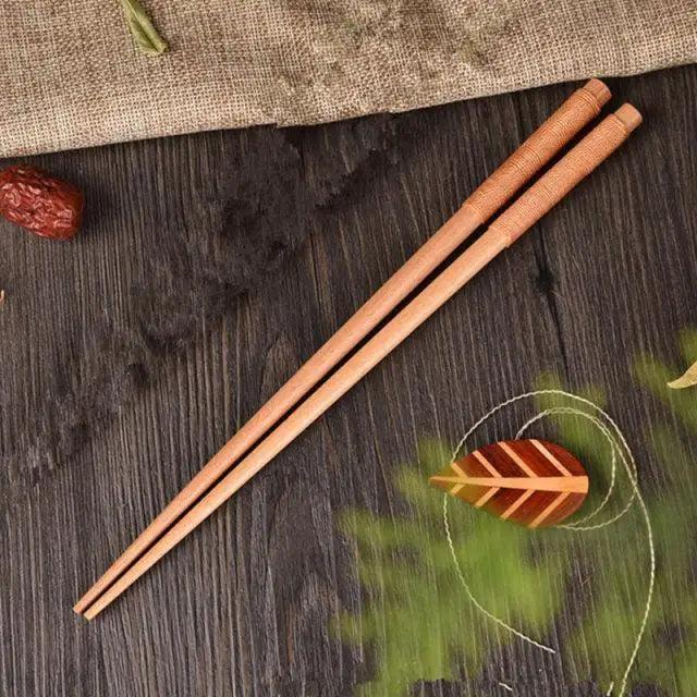 2PCS Incredible Handmade Japanese Natural Chestnut Wood Sushi Chopsticks Set Value Gift Sushi Chinese food