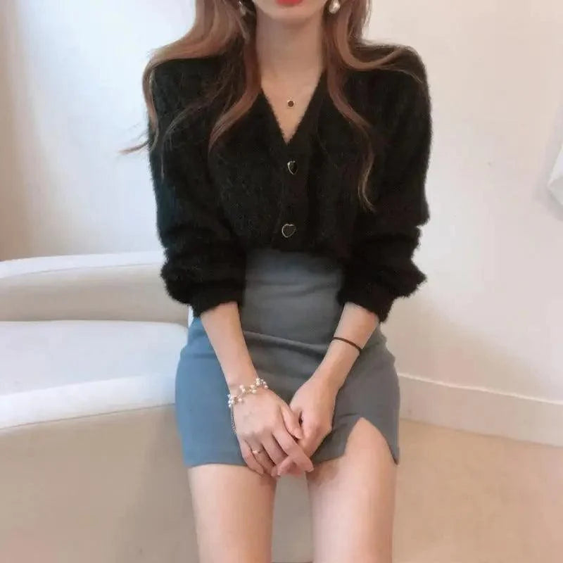 Cute Kitty Chic Fashionable V-Neck Single Breasted Mink Short Knitted Sweaters Outerwear For Women Autumn Long Sleeve Sweater Coat