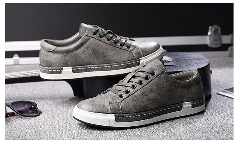 Fashion Leather Mens Shoes Soft High Quality Mens Casual Shoes Flat Footwear Classic Black White Men Fashion Walking Shoes Comfortable Modern Design