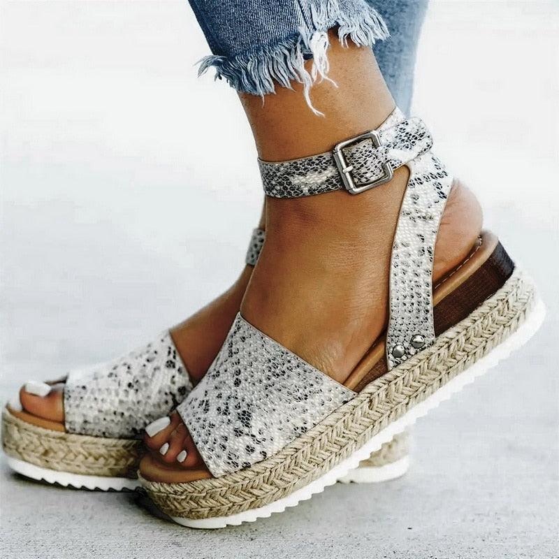 Ladies Elegant Leopard Shoes For Women High Heels Sandals Summer Flip Flop Platform Sandals High Platform Sandals Thick Bottom Belt Buckle Shoes Adjustable Strap Sandals