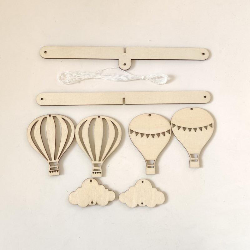 Wooden Hot Air Balloon Wind Chime Hanging Toys Baby Bed Bell Kids Room Decoration Wall Hanging Ornaments Nursery Decor Photo Props For Kids Wind Chimes Decorations
