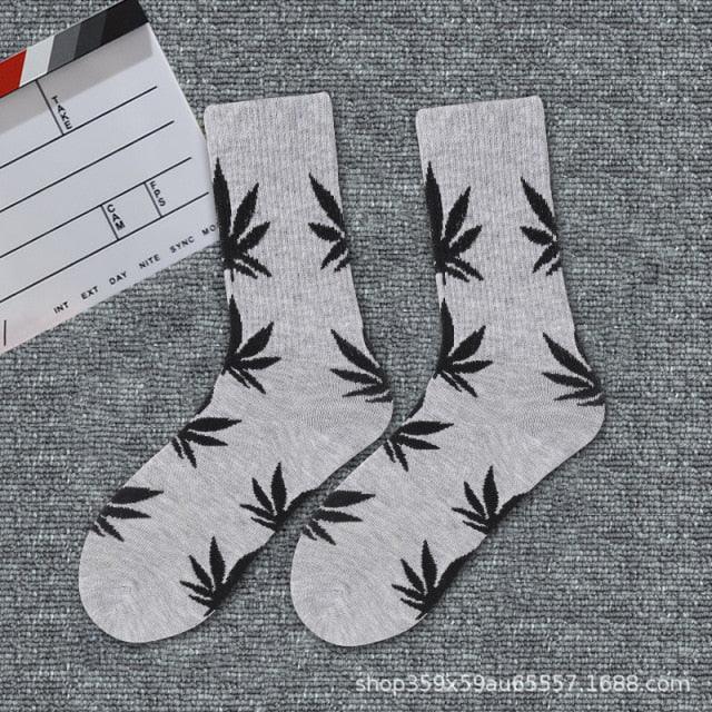 1 Pair Brand New Fashion Pure Cotton Black White Crew Unisex Socks Sports High Skateboard Blaze Street Wear Happy Long Warm Winter And Autumn Socks For Men And Women