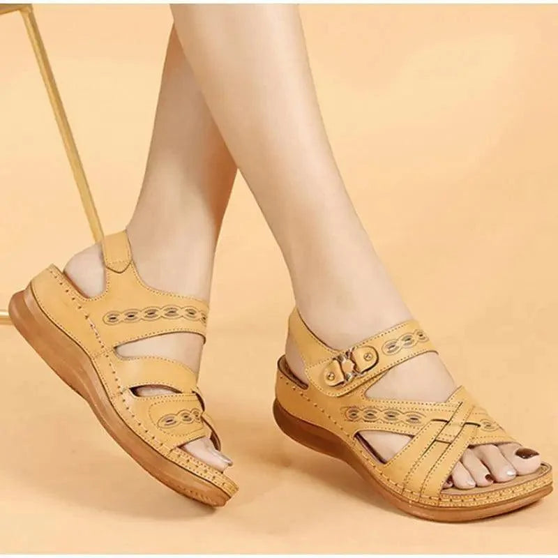 2021 Summer Classic Women's Sandals Elegant Buckle Strap Design Comfortable Women Shoes