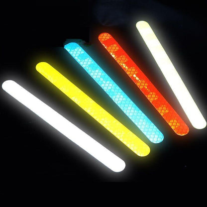 2Pcs Reflectance Car Stickers Reflector Rearview Mirror Reflective Tape Car Accessories Exterior Reflex Tape Reflective Strip Reflective Car Stickers Set Rearview Mirror Reflective Warning Stickers Car Side Reflective Stickers