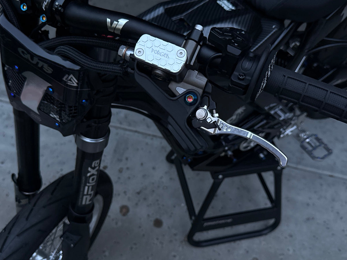 Sur-Ron Ultra Bee Brake Upgrade Kit – CNC Lever, Reservoir Cap & Hardware