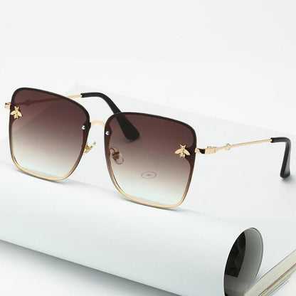 New Fashion Lady Oversize Rimless Square Bee Sunglasses For Women  With Small Bee Glasses Design Gradient Sunglasses With UV400