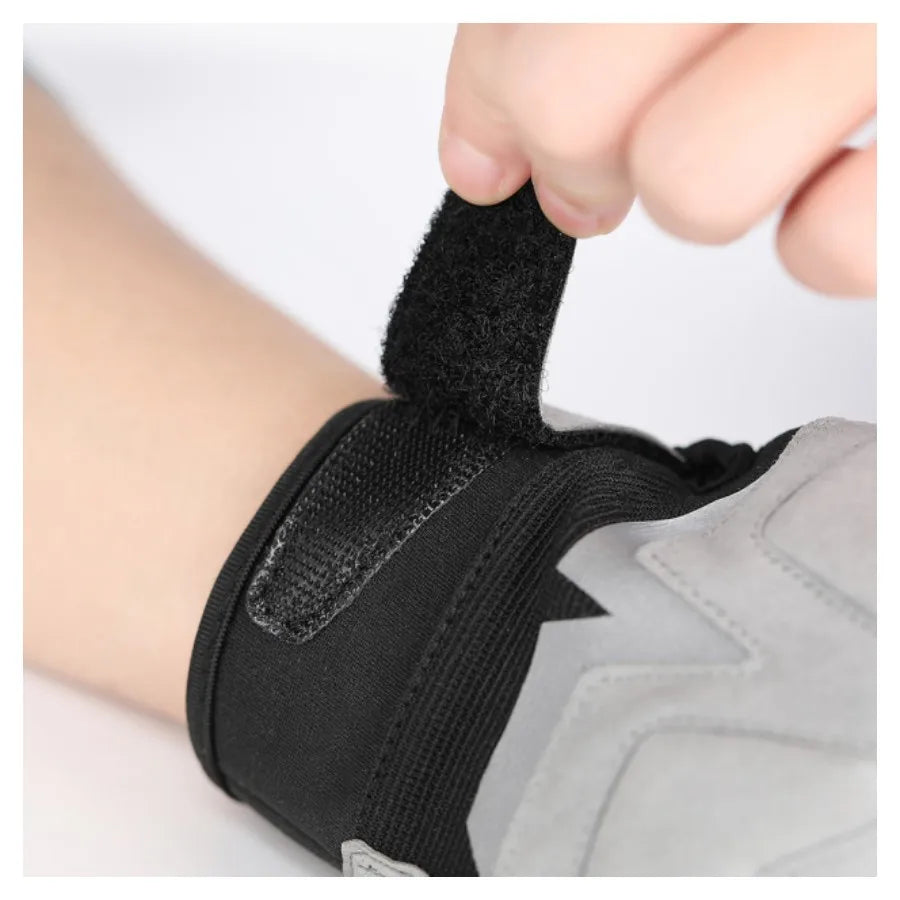 Four-color Anti-collision Breathable Non-slip Windproof Touch Screen Outdoor Gloves