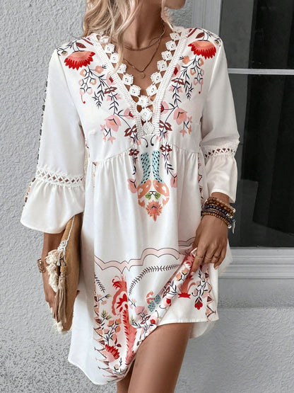 Exquisite Summer Feminine Lace Detail Printed Dress Chic Midi Lightweight Dress