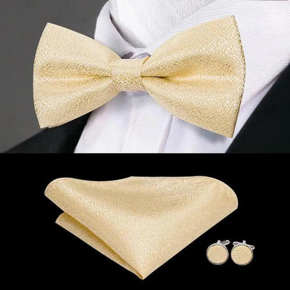 Classic Green Bow Ties Men Silk Butterfly Tie  With Pocket Square And Cufflinks Set For Men Elegant Design Wedding Party Bowties Solid Color Gentleman Bow Tie And Pocket Square Cufflink Set