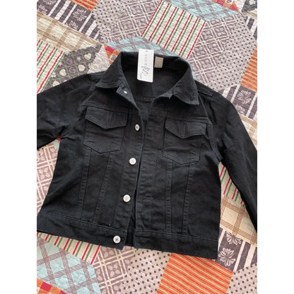 New Stunning Long Sleeve Winter Slim White Black Jeans Top For Women Solid Denim Jacket Women Short Overcoat For Ladies