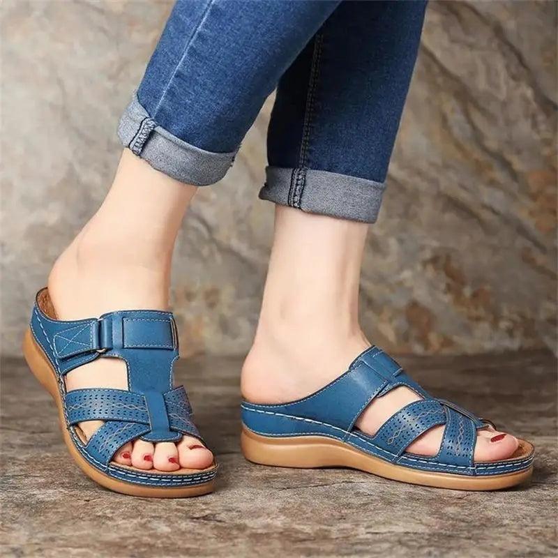 New Summer Fashion Slipper 2021 Buckle Strap Slippers with Comfortable Heel Indoor Outdoor Beach Sandals For Women