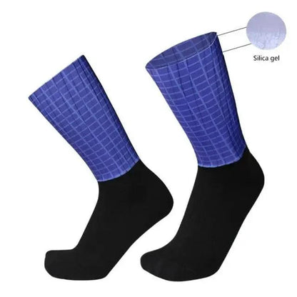 Simple Modern Design Anti Slip Silicone Cycling Socks  For Men Unique  Bicycle Running Socks Lightweight Breathable Sports Socks