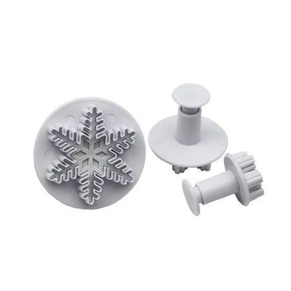 Snowflake Fondant Cake Decorating Tools Sugarcraft Cutter Mold Cake Decorating Baking Tools Kitchen Accessories 3Pcs/Set Snowflake Cookie Cutter Set Cake Decorating Mold Fondant Winter Theme Molds