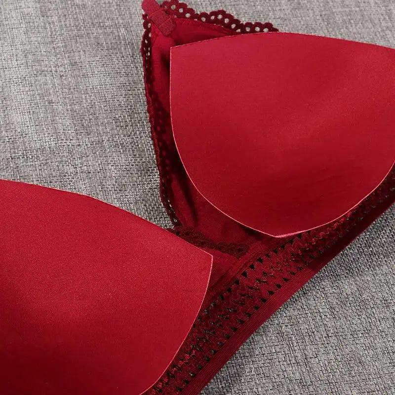 Stunning Women's French Style Lace Bra Girls Triangle Cup Lingerie With Deep V Wireless Underwear Soft Thin Seamless Bra