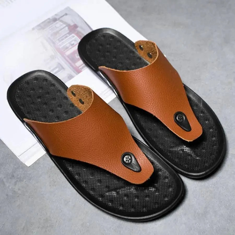 Summer Modern Design Men Flip-Flops For Beach Slippers Classic Brown Sandals Comfortable Casual Beach Outdoor Slippers For Men