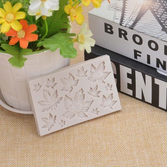 Tree Leaf Mold Silicone Fondant Cake Decorating Tools Chocolate Baking Mould 3D Sugarcraft  Homemade Bakeware 3D Leaf Silicone Mold For Chocolate Candy Sugar Craft Cake Decoration Cupcake Decoration