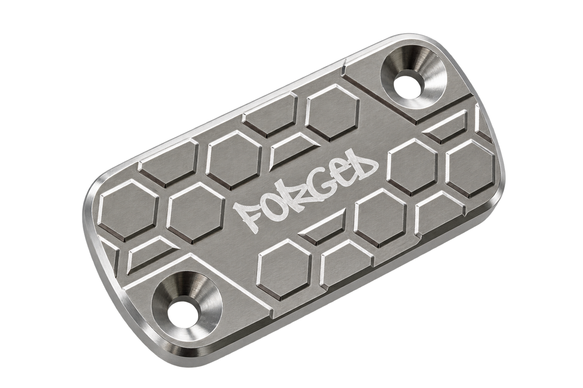 Sur-Ron Ultra Bee Brake Reservoir Cap – CNC Metal Upgrade (Black & Chrome)