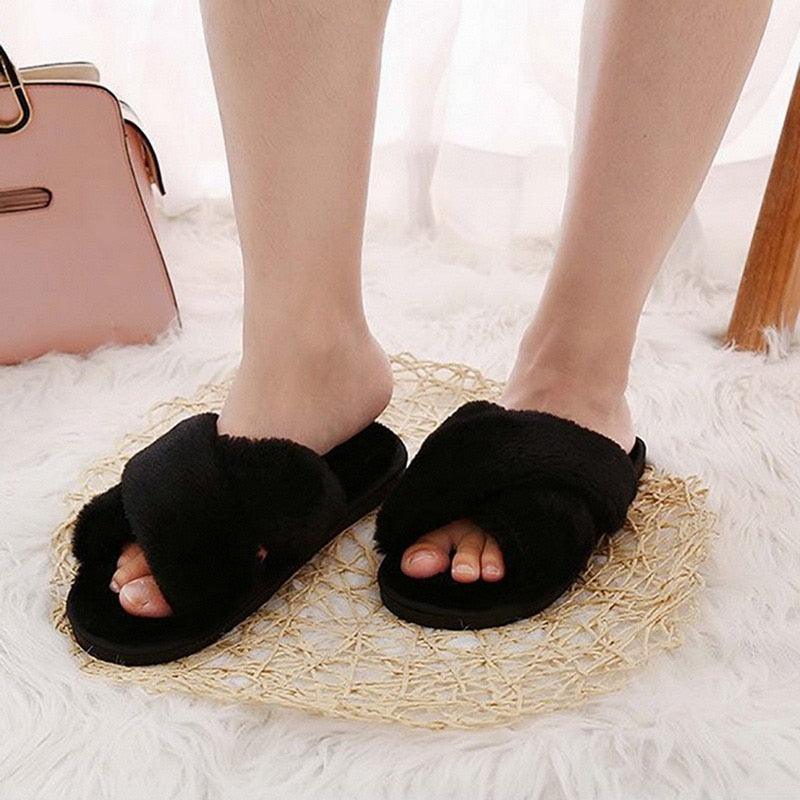 Warm Fluffy Slippers Women Faux Fur Slipper Indoor Floor Slides Flat Soft Furry House Warm Comfortable Fuzzy Furry Bedroom Slippers Indoor Cozy Memory Foam Anti-Slip Flip Flops
